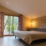 Villa-des-eaux Claires Villa *