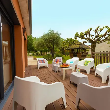 Villa-des-eaux Claires *