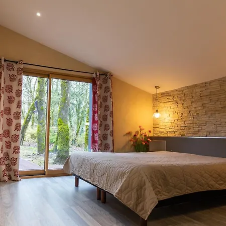 Villa-des-eaux Claires 빌라 *