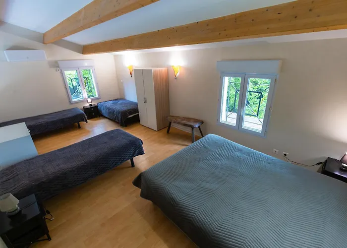 Villa-des-eaux Claires Villa