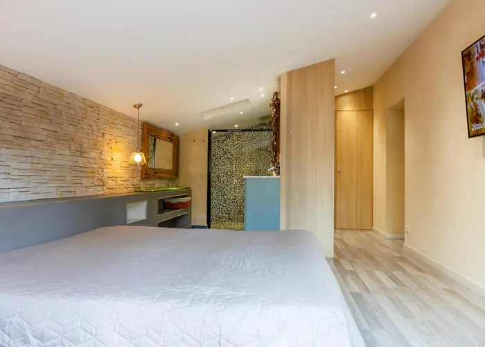 Villa-des-eaux Claires * Puymoyen