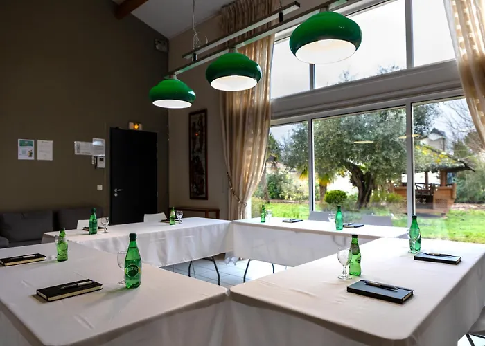 Villa-des-eaux Claires Villa *