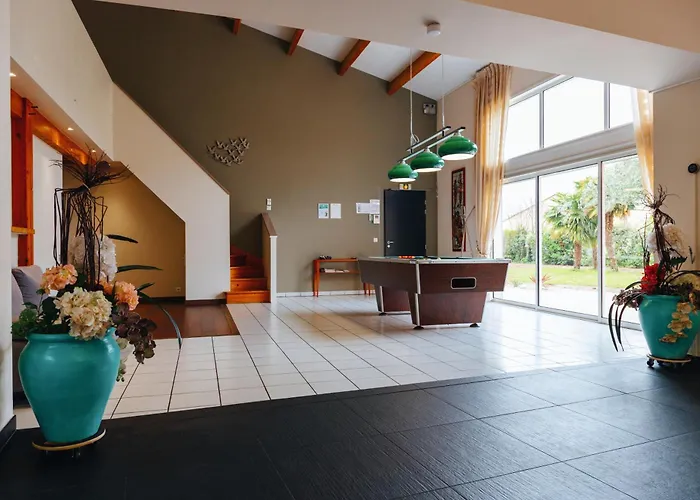 Villa-des-eaux Claires Villa Puymoyen