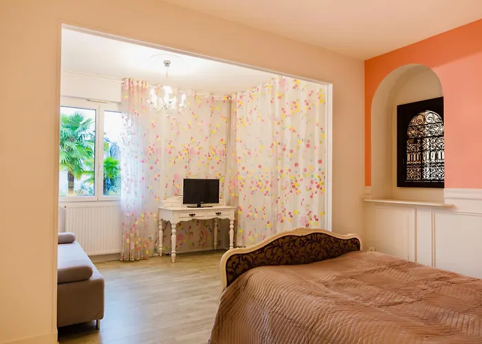 Villa-des-eaux Claires