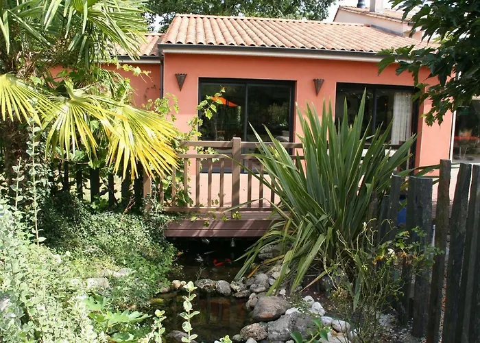 Villa Villa-des-eaux Claires *